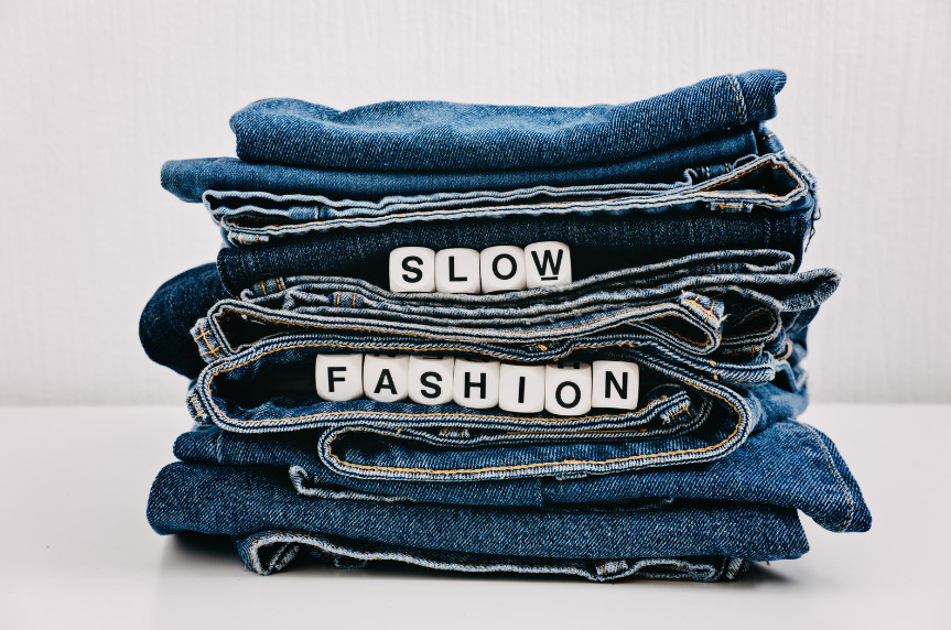 Slow Fashion: Eine nachhaltige Alternative zur Fast Fashion