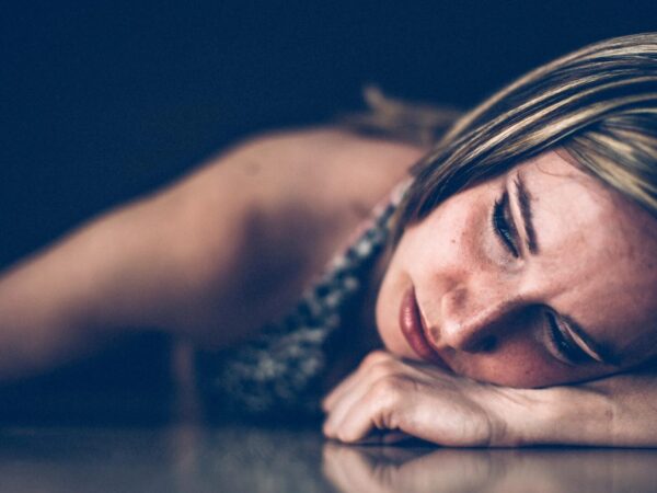 Warum bin ich so traurig Grundlose Traurigkeit und Depression verstehen